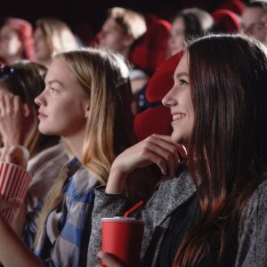 girls, friends, movie-5775077.jpg