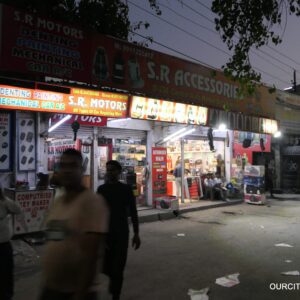 CENTRAL AUTO MARKET, SECTOR-16, NOIDA MARKETS - OURCITYMARKETS.COM